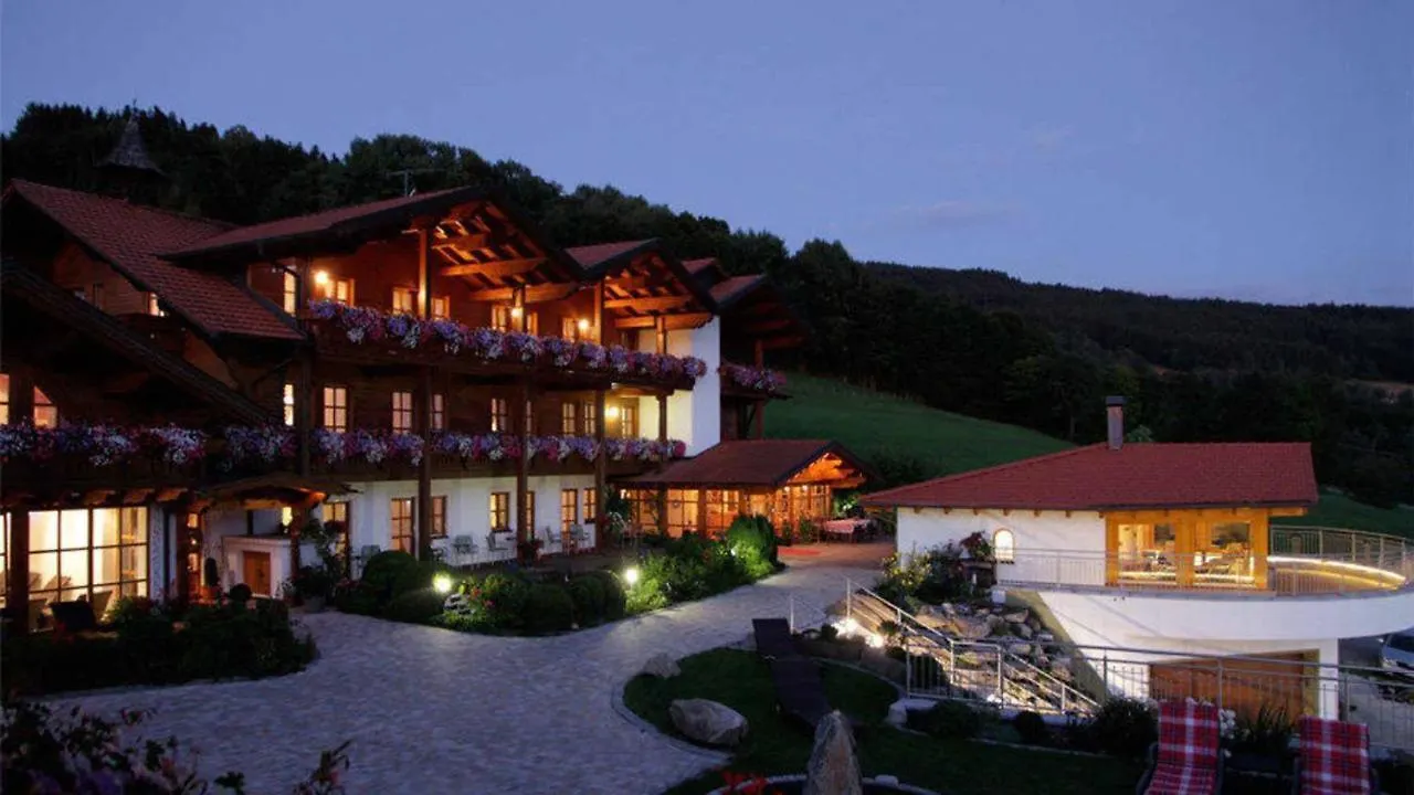 Hotel Mariandl - Singender Wirt Haibach
