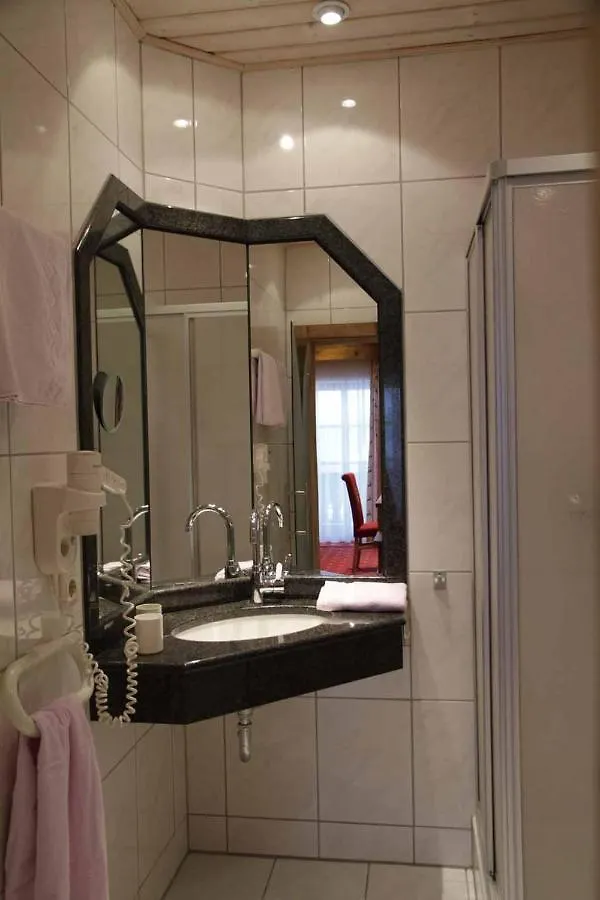 Hotel Mariandl - Singender Wirt Haibach  Germany